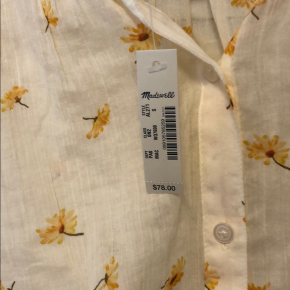Madewell “Smocked Button-Up Top in French Daisies” - Picture 3 of 4